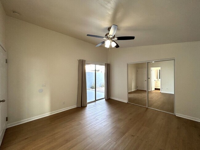 Building Photo - 28670 Landau Blvd