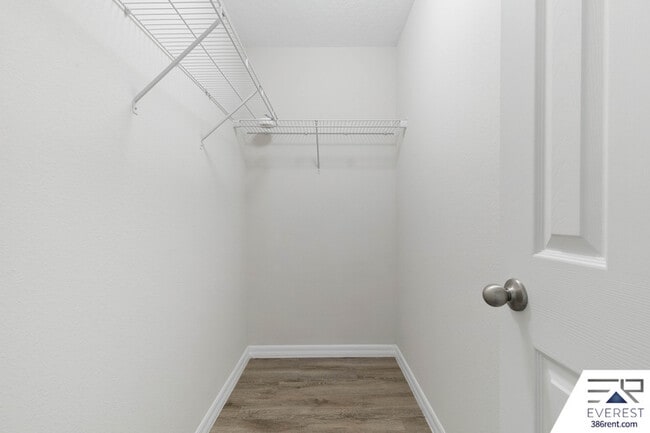 Building Photo - 26 Serbian Bellflower Trail