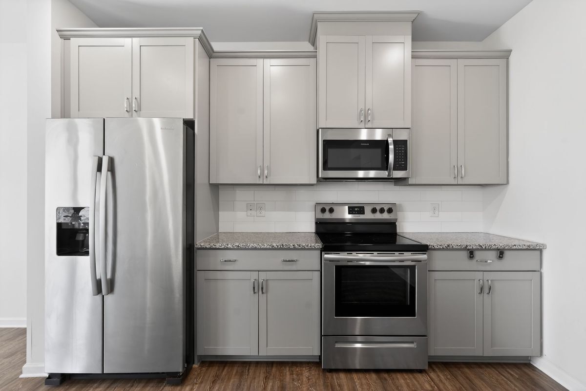 Building Photo - 185 Madison Bend