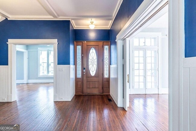 Building Photo - 692 Myrtle St NE