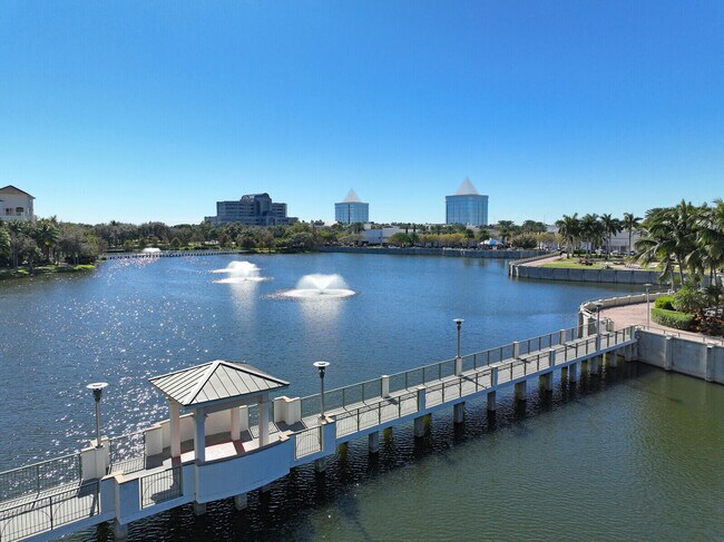 Building Photo - 3010 PGA Blvd