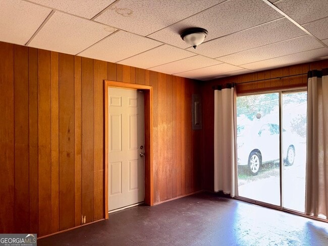 Building Photo - 430 Windsor Dr