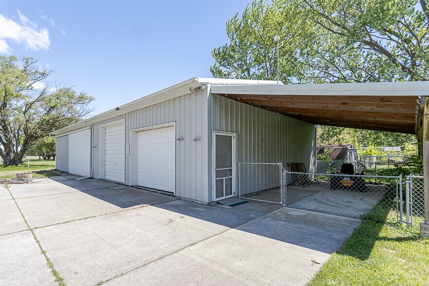 Building Photo - 6125 Seaman Rd