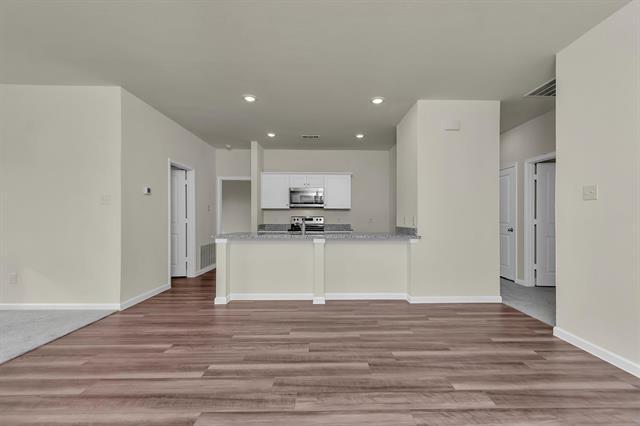 Building Photo - 1617 Escondido Dr