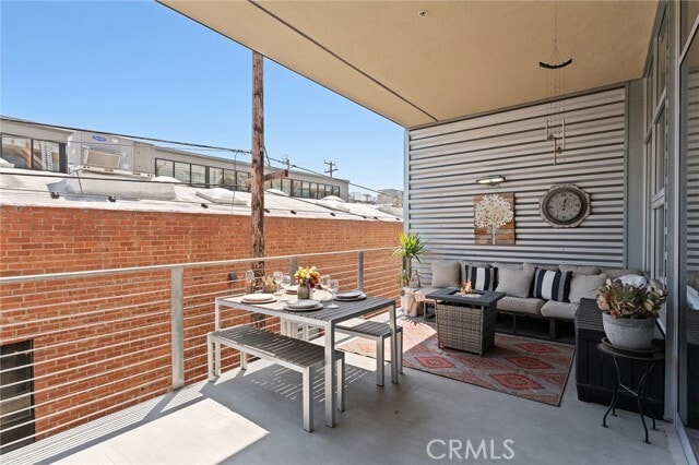 Building Photo - 4080 Glencoe Ave