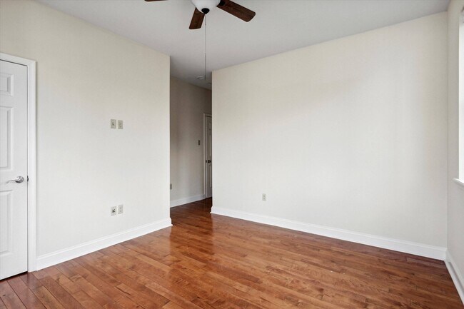 Building Photo - 1935 N 18th St