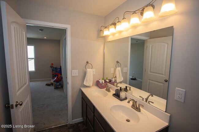 Building Photo - 10007 Tuscany Ridge Ct