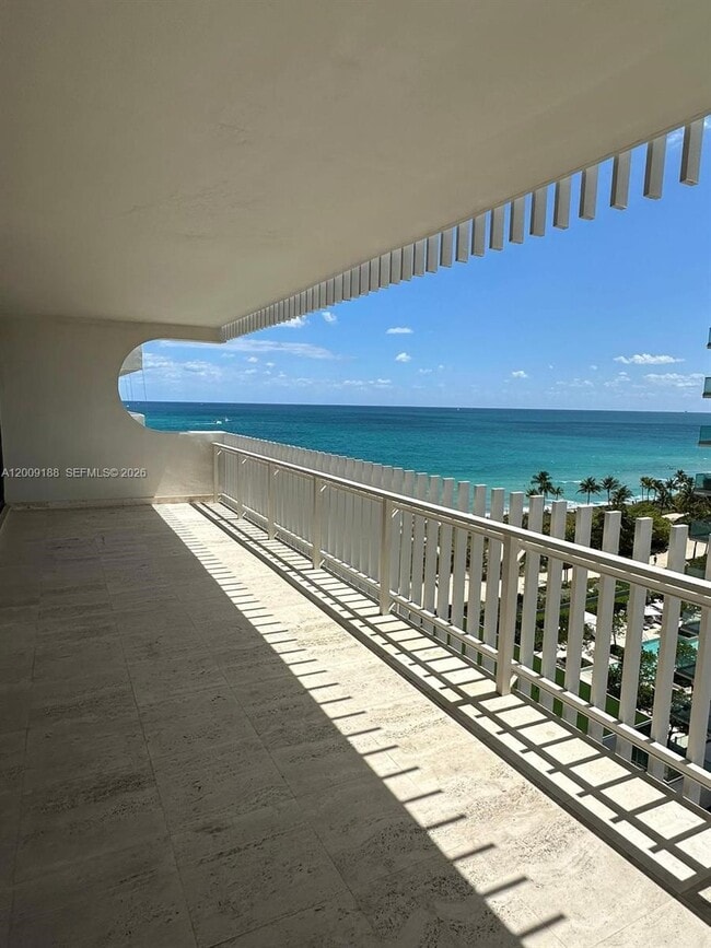 Building Photo - 10205 Collins Ave
