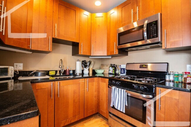 Building Photo - HOT BROOKLINE LISTING!!!!!