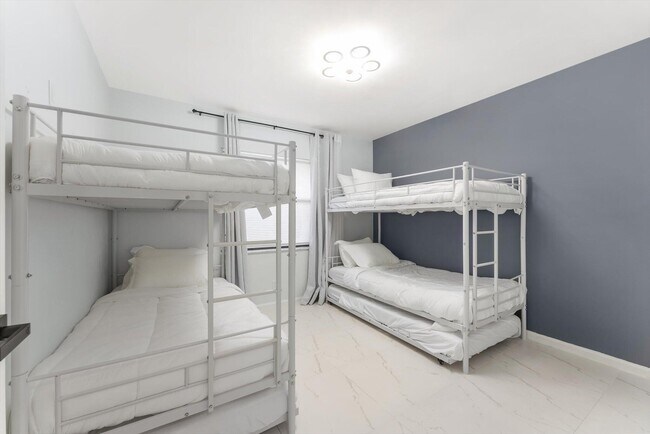 Building Photo - 13947 Geranium Pl