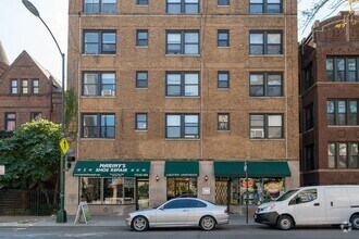 Building Photo - 714 W Belmont Ave