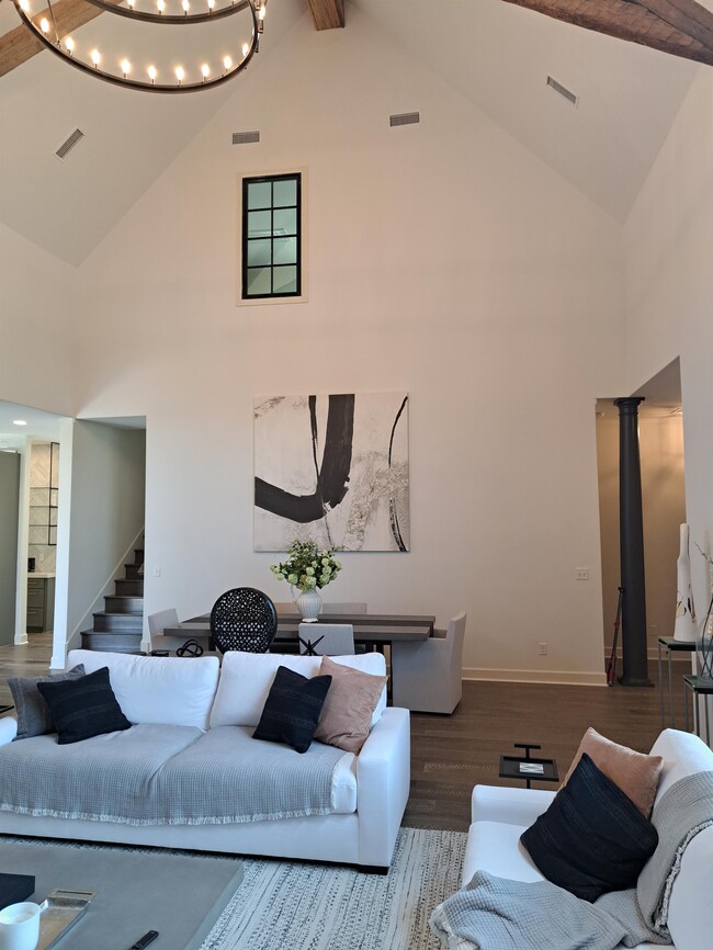 Building Photo - 7085 Fain Park Dr