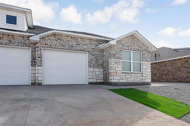 Building Photo - 6137 Princess Ln