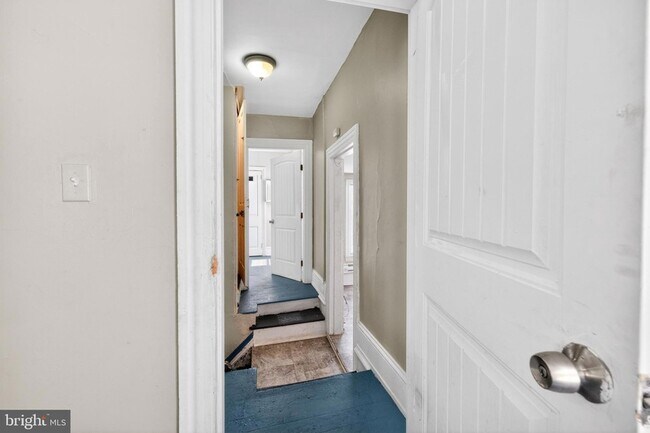 Building Photo - 40 S Governors Ave