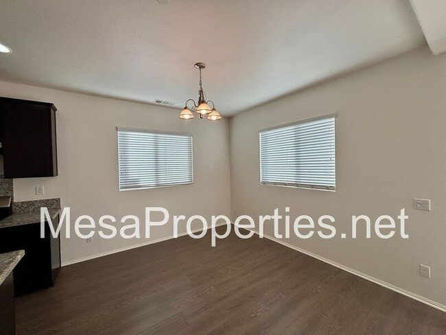 Building Photo - 6966 Madison Ln