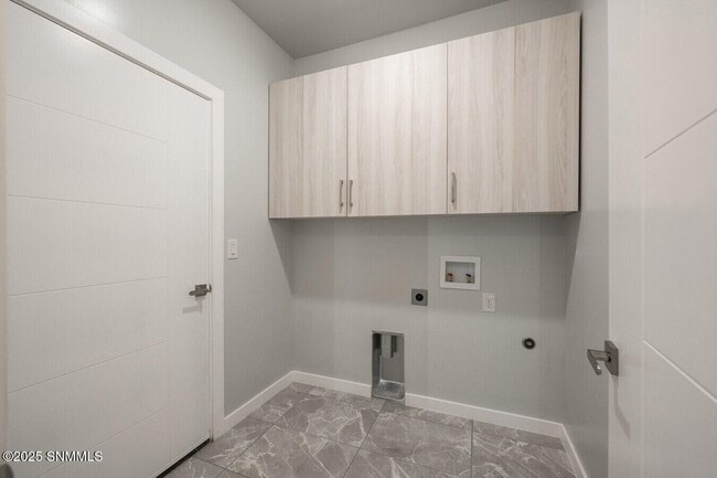 Building Photo - 4359 Capistrano Ave