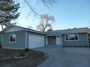 Building Photo - Four Bedroom, Two Bath, Two Car Garage Remodeled Home in West Reno