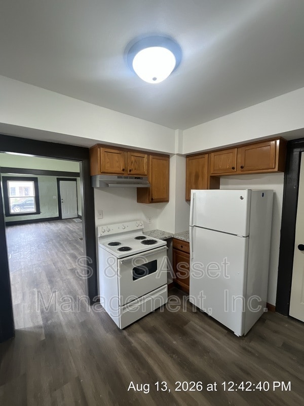 Building Photo - 1006 Mahlon St