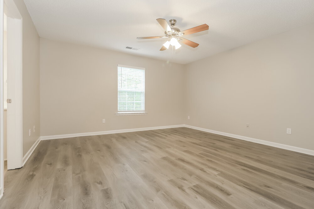 Building Photo - 69 Middlebrook Dr