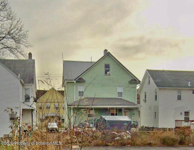 Building Photo - 266 Rutter Ave