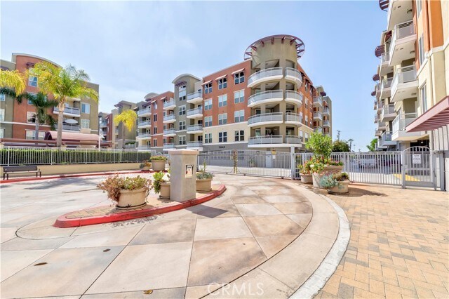 Building Photo - 12668 Chapman Ave