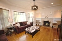 Building Photo - 3627 Scott St