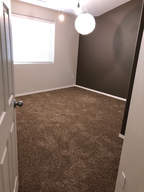 Building Photo - 6552 NE Deer Run St