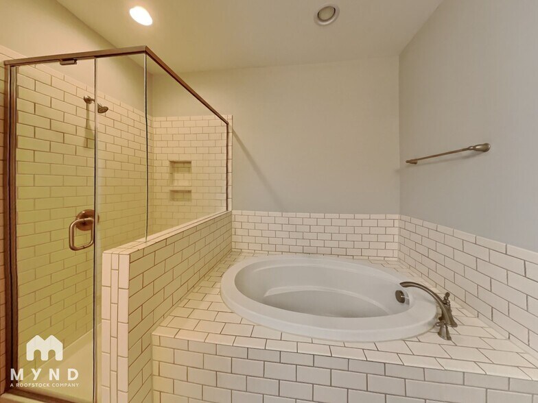 Building Photo - 5113 Pansley Dr