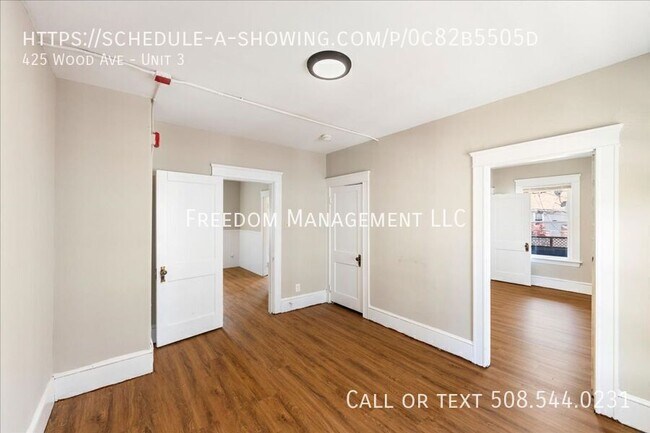 Building Photo - 425 Wood Ave