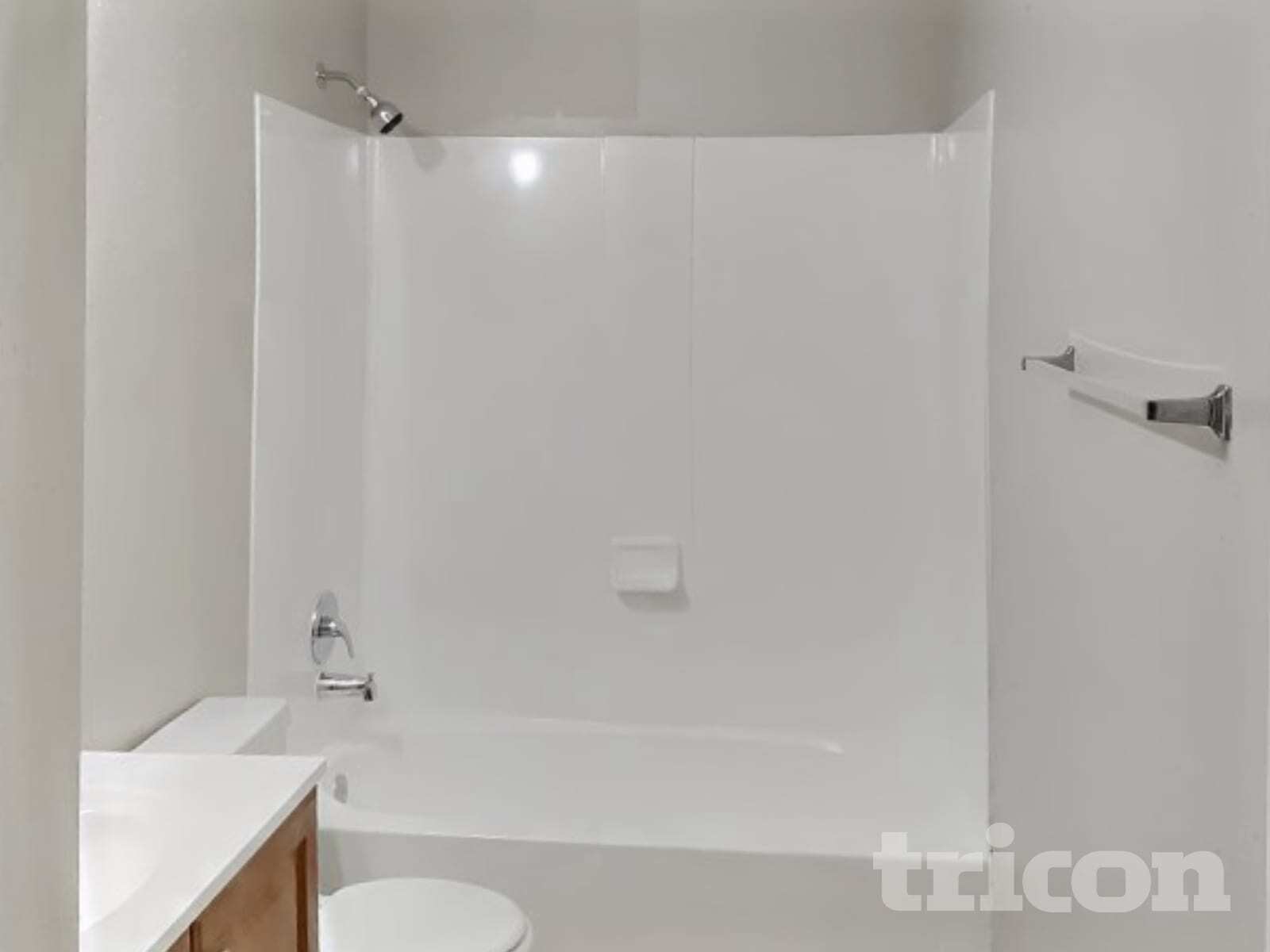 Building Photo - 12844 Edgewood Park Dr