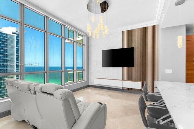 Primary Photo - 3535 S Ocean Dr
