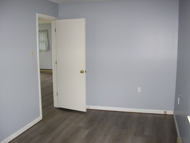 Building Photo - 3812 Charlie Moran Hwy