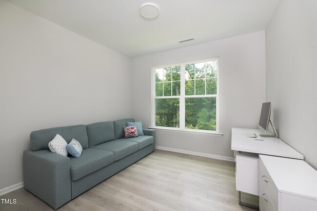 Building Photo - 2300 Kingscup Ct