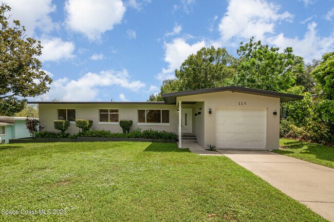Building Photo - 115 S Indian Cir