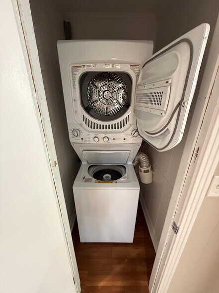 Laundry Room 205 - 1045 E 10th St