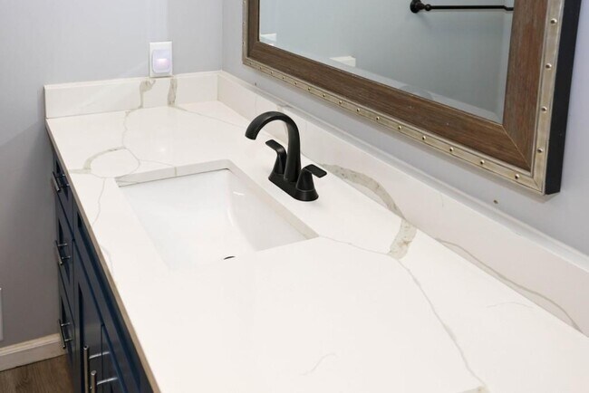 Building Photo - 6157 Orville Dr