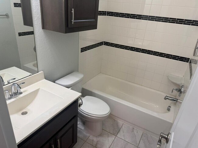 Building Photo - 13704 Camp Comfort Ln