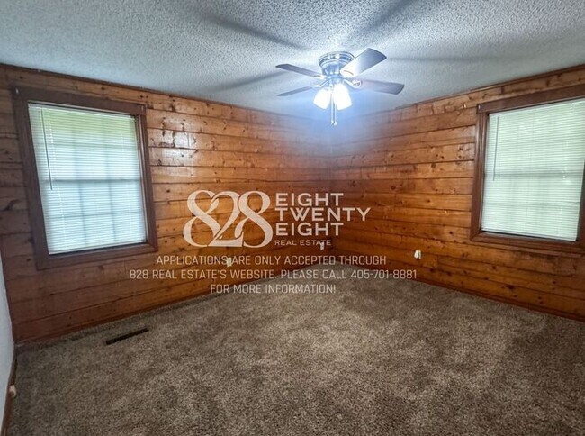 Building Photo - *AVAILABLE NOW!* 2 BED/1 BATH COZY LOG CABIN DUPLEX IN NOBLE, OK!