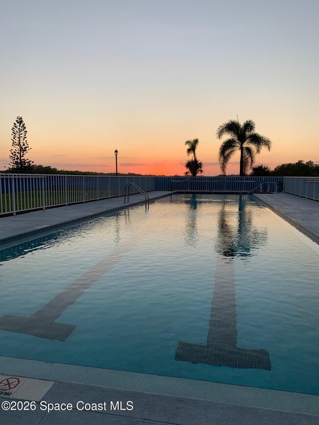 Building Photo - 630 S Brevard Ave