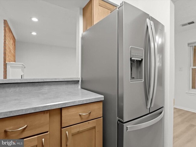 Building Photo - 7517 Weather Worn Way