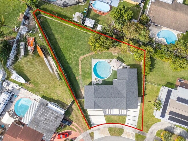 Building Photo - 10971 SW 177th St