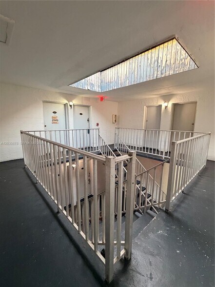Building Photo - 7250 SW 94th Pl
