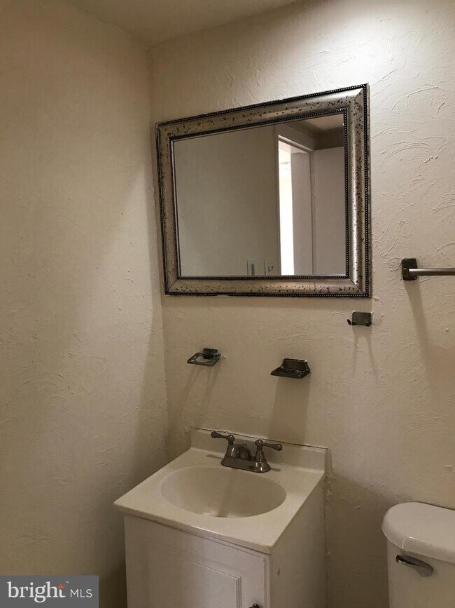 Building Photo - 4116 Ferrara Terrace