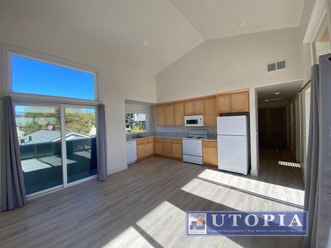 Building Photo - Newly Built 3Bd/2Ba Townhouse Style Home w...