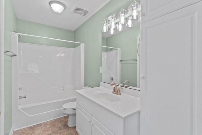 Building Photo - 100 Turtle Cay Dr