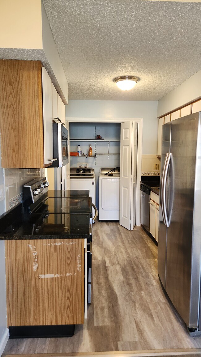 Kitchen - 1200 Hillside Ave