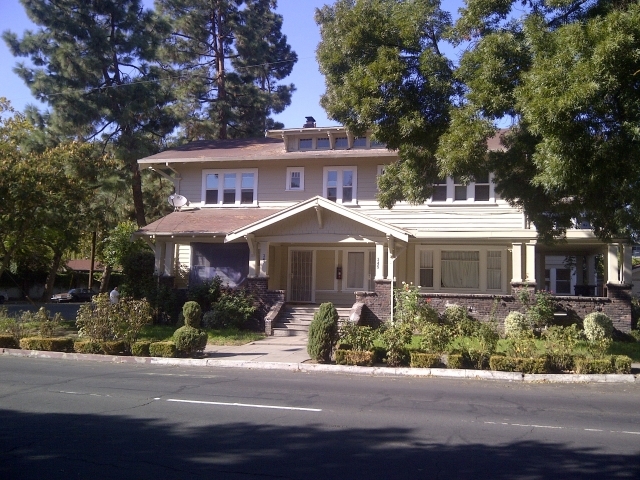 Building Photo - Parkside Apartments