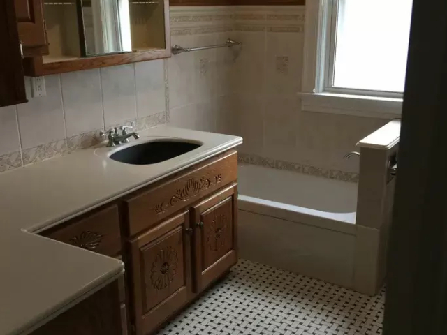 Building Photo - 2128 Bellevue Ave