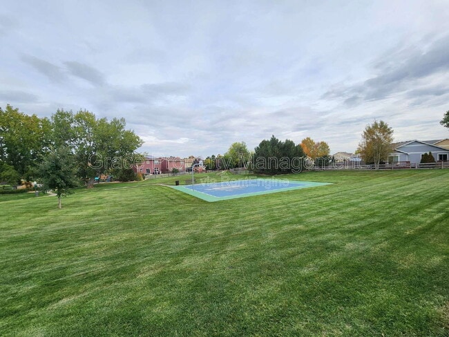 Building Photo - 508 Ledge St