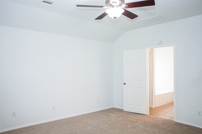 Building Photo - 9402 Borden Bluff Ln